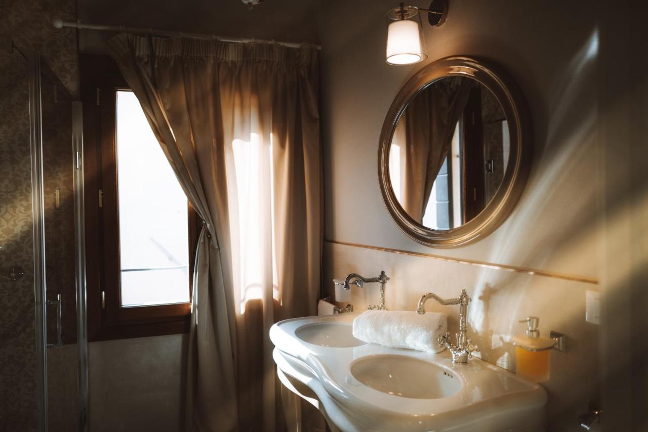 Casa Virginia Direct At The Canal Cannaregio With Own Roof Terrace Βενετία Εξωτερικό φωτογραφία