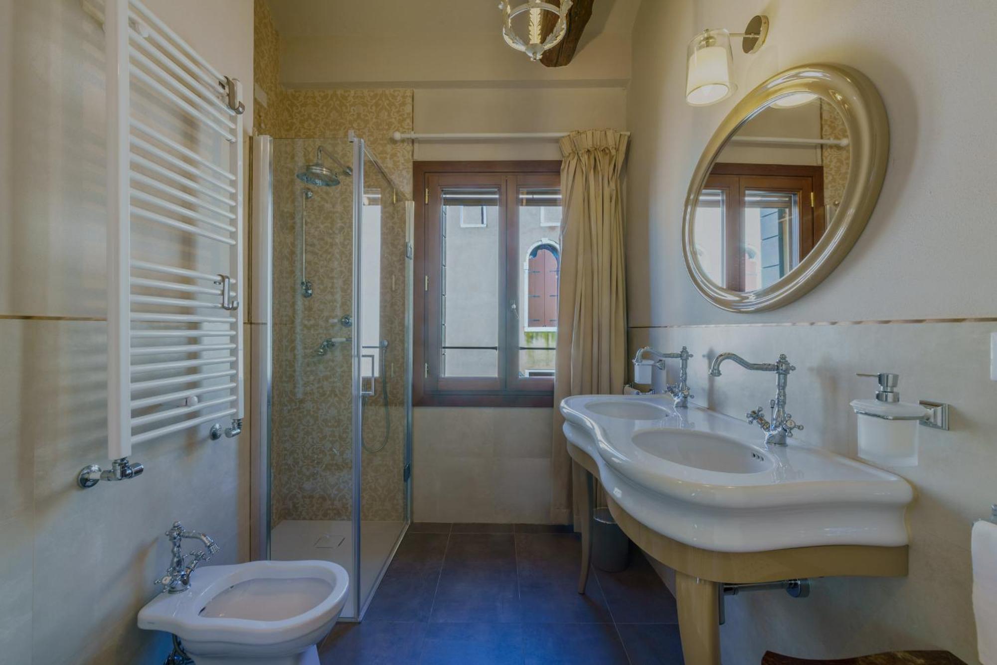 Casa Virginia Direct At The Canal Cannaregio With Own Roof Terrace Βενετία Εξωτερικό φωτογραφία
