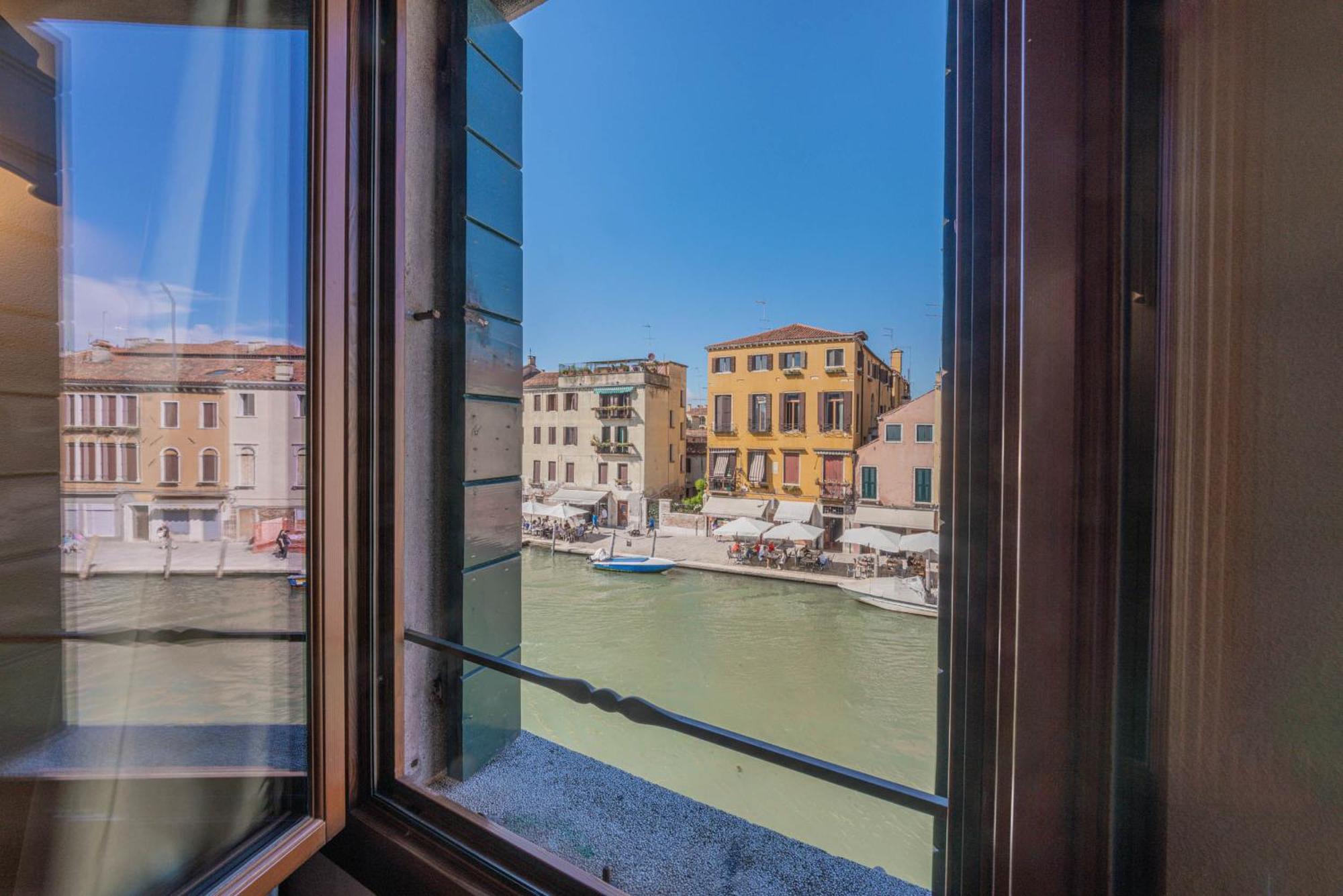 Casa Virginia Direct At The Canal Cannaregio With Own Roof Terrace Βενετία Εξωτερικό φωτογραφία